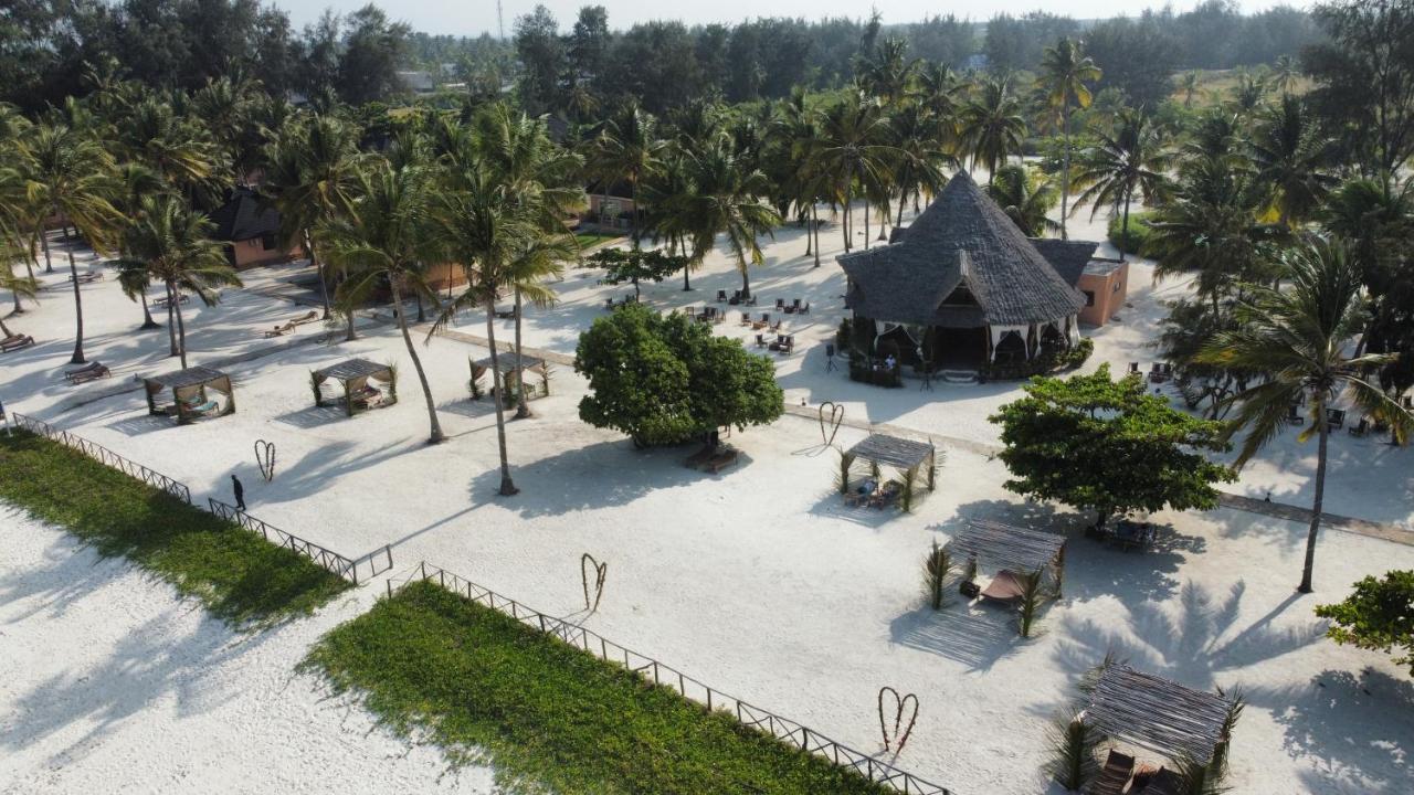 Vrclub Paje Palms Beach Resort Экстерьер фото